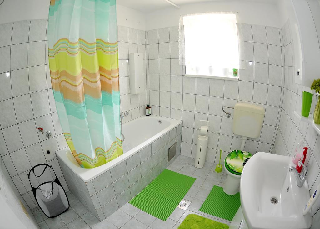 Apartments Zugec Seliste Dreznicko Pokoj fotografie